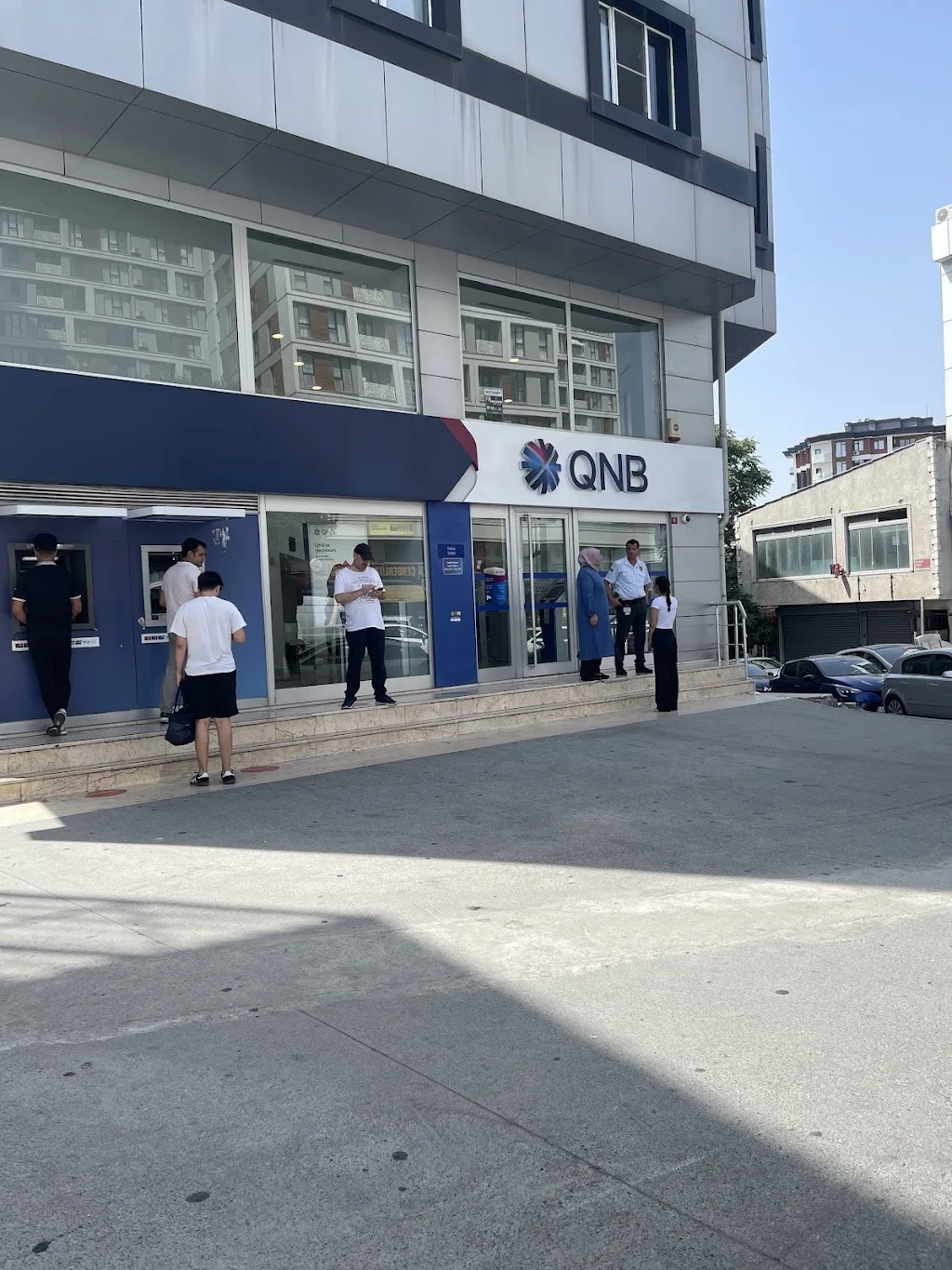QNB Halkalı Şubesi — Bankalar, Küçükçekmece · fotoğraf 1