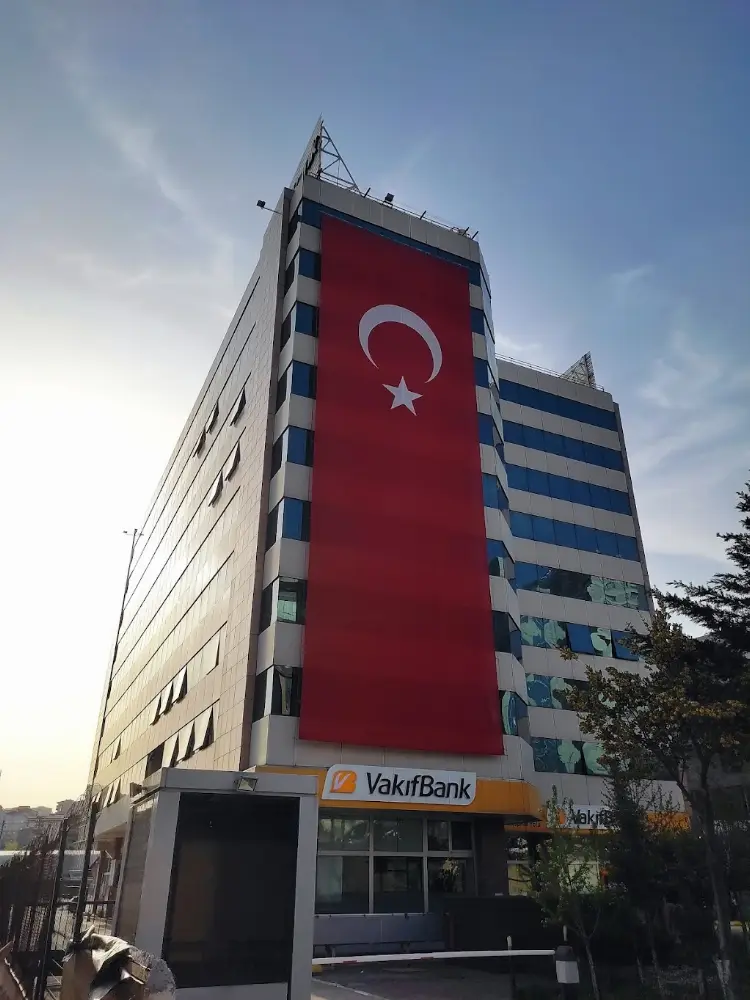 Vakıfbank Güneşli Ticari Şubesi — Bankalar, Küçükçekmece · fotoğraf 2