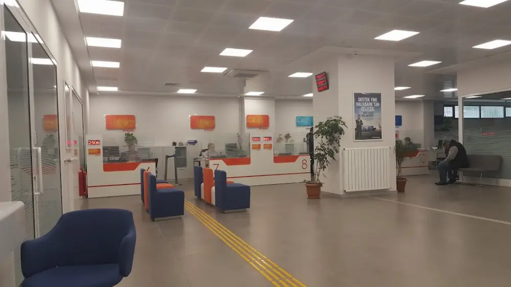 Halkbank Halkalı Şubesi — Bankalar, Küçükçekmece · fotoğraf 3