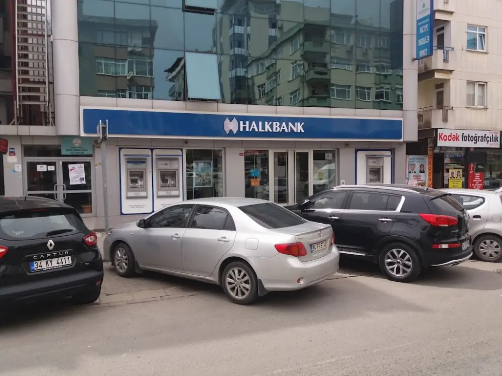 Halkbank Maltepe Şubesi — Bankalar, Maltepe · fotoğraf 2