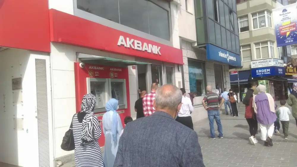 Akbank Pendik/İstanbul Şubesi — Bankalar, Pendik · fotoğraf 3