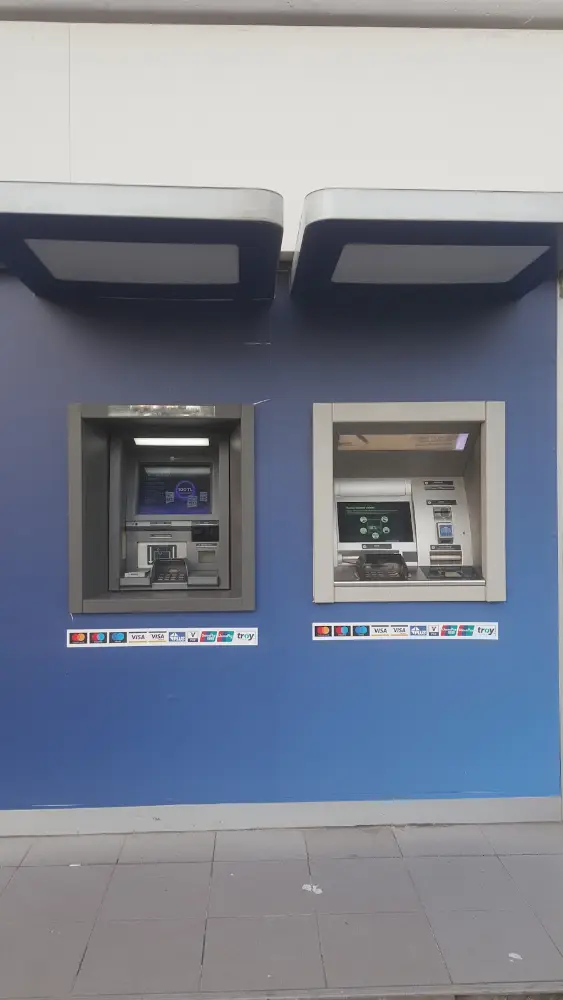 QNB Maltepe E5 Şubesi — Bankalar, Maltepe · fotoğraf 2