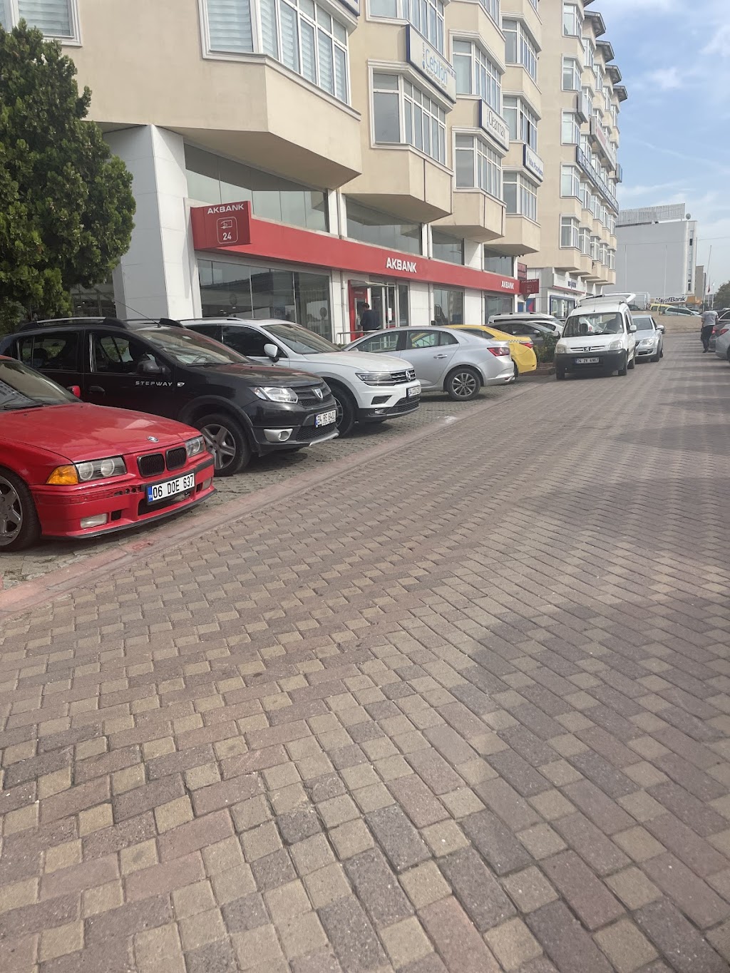 Akbank Pendik E5 Şubesi