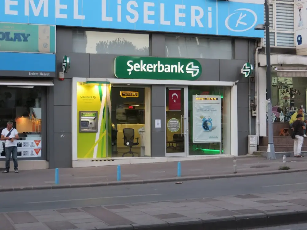 Şekerbank İstanbul Maltepe Şubesi — Bankalar, Maltepe · fotoğraf 4