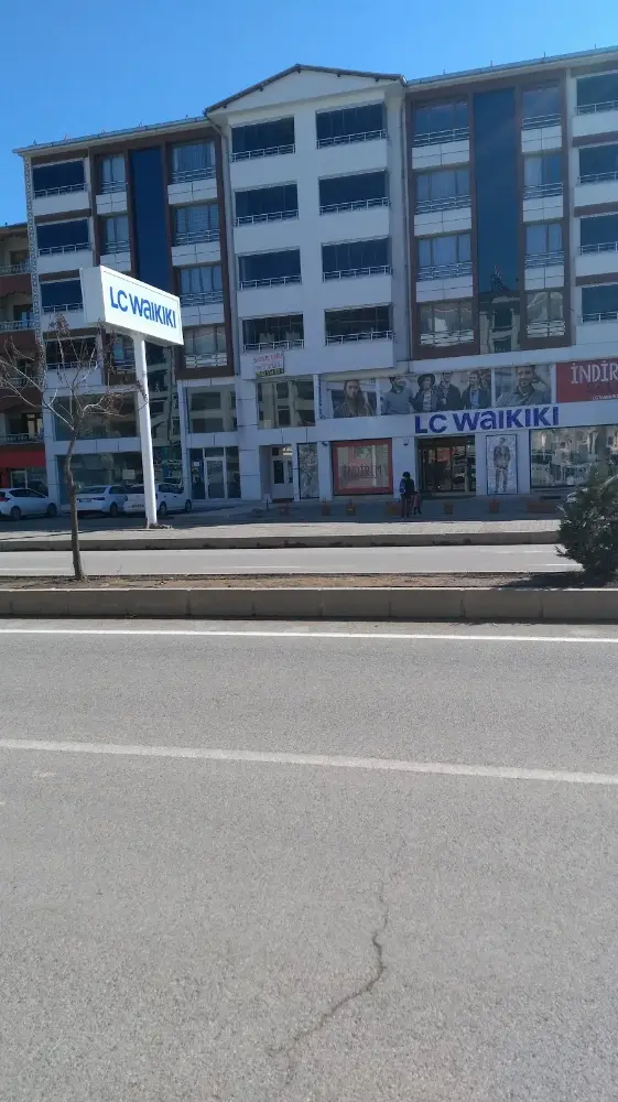LCWaikiki — Kadın Giyim, Merkez · fotoğraf 5