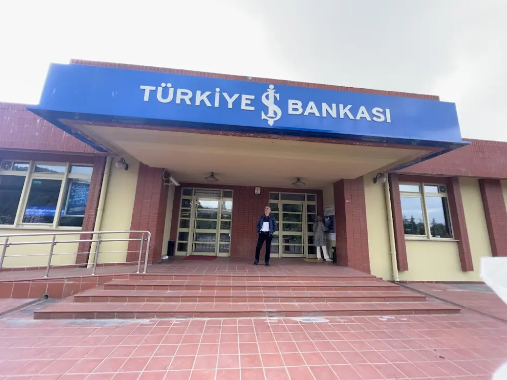 Türkiye İş Bankası Marmara Eğitim Köyü/İstanbul Şubesi — Bankalar, Maltepe · fotoğraf 2
