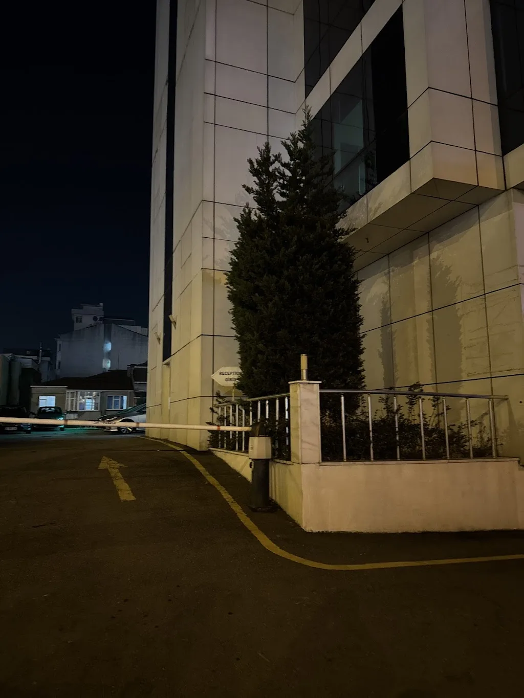Burgan Bank Pendik Şubesi — Bankalar, Pendik · fotoğraf 1