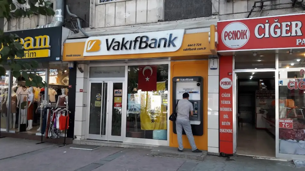 VakıfBank Pendik İstasyon Şubesi — Bankalar, Pendik · fotoğraf 4