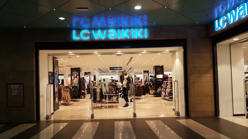LC WAIKIKI