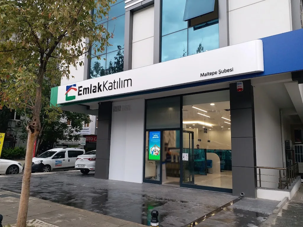 Emlak Katılım Maltepe Şubesi — Bankalar, Maltepe · fotoğraf 1
