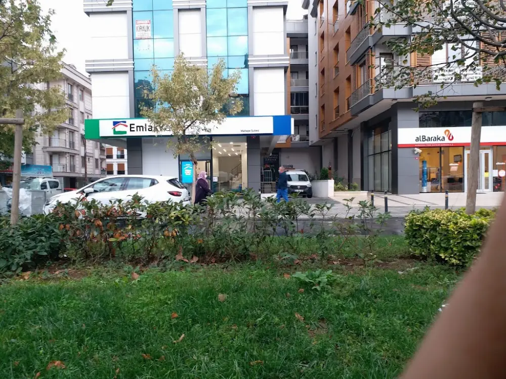 Emlak Katılım Maltepe Şubesi — Bankalar, Maltepe · fotoğraf 2