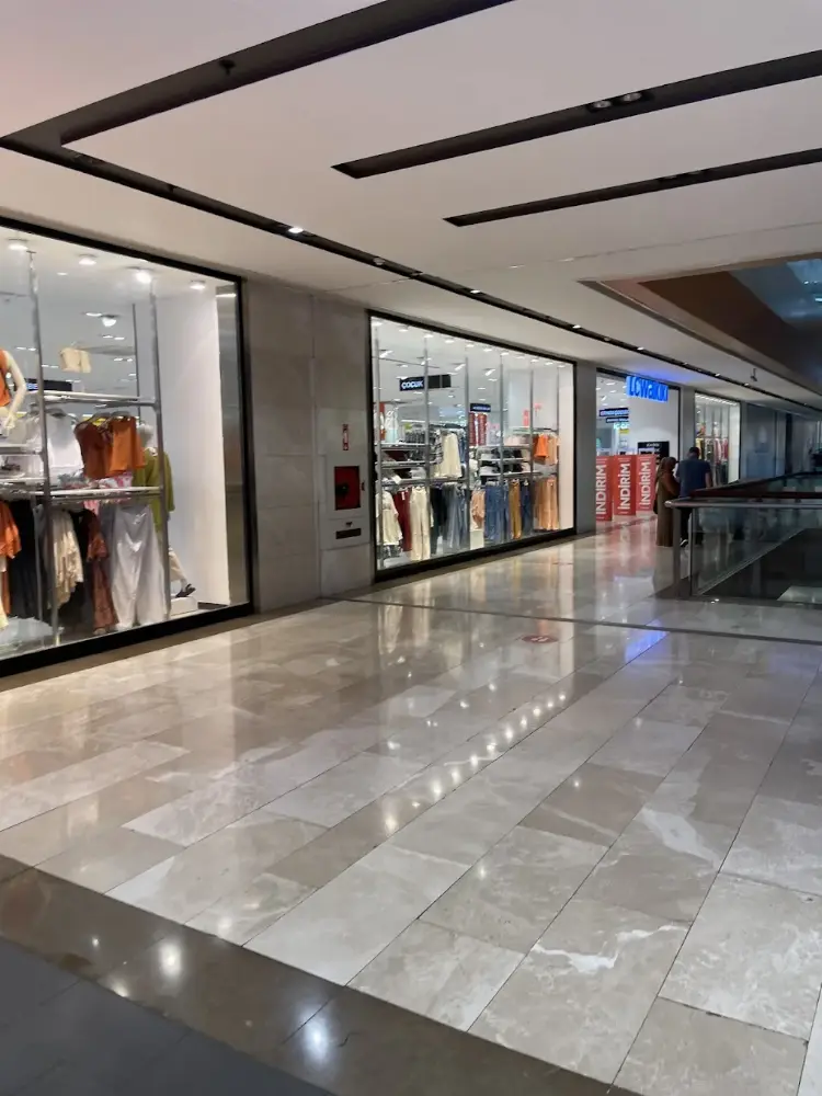 LC WAIKIKI — Kadın Giyim, Ortahisar · fotoğraf 5