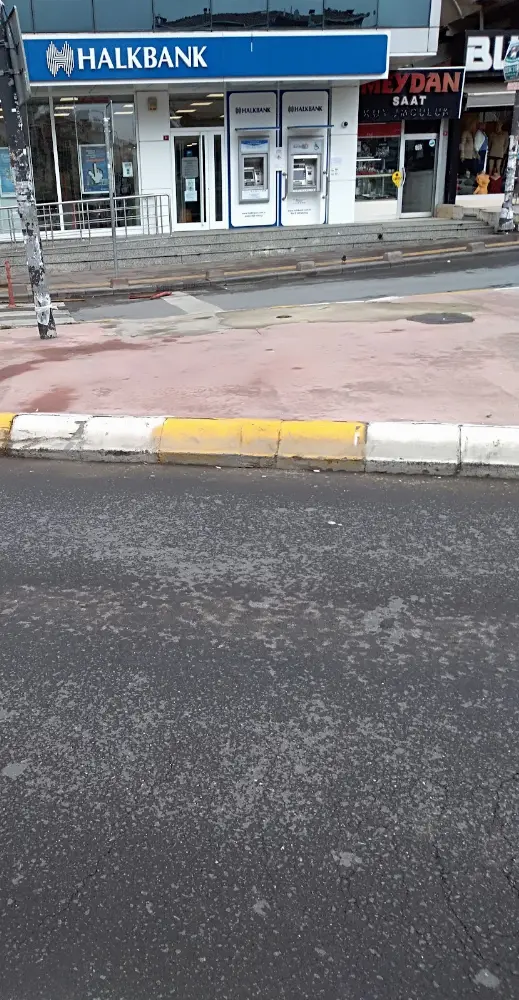 Halkbank Pendik Güzelyalı Şubesi — Bankalar, Pendik · fotoğraf 4