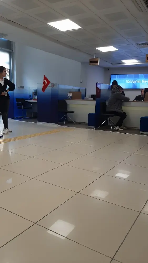Türkiye İş Bankası Samandıra/İstanbul Şubesi — Bankalar, Sancaktepe · fotoğraf 4