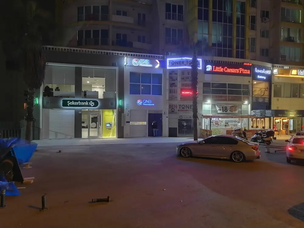 Şekerbank - Sarıgazi Şubesi — Bankalar, Sancaktepe · fotoğraf 3