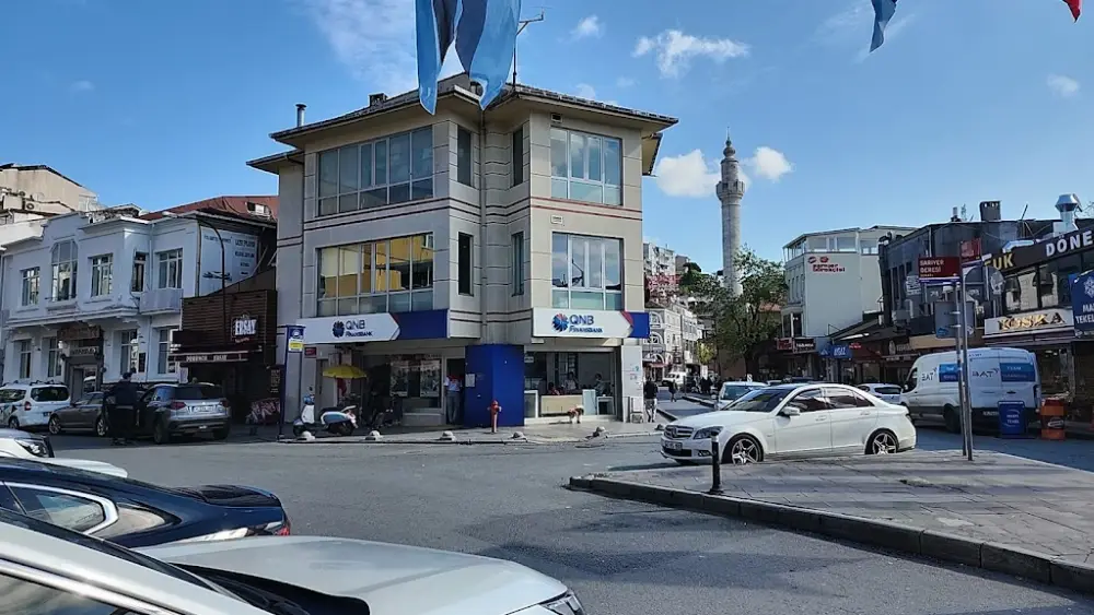 QNB Sarıyer Şubesi — Bankalar, Sarıyer · fotoğraf 3