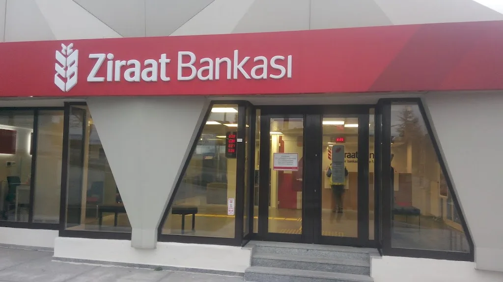 TC Ziraat Bankası — Bankalar, Sarıyer · fotoğraf 1