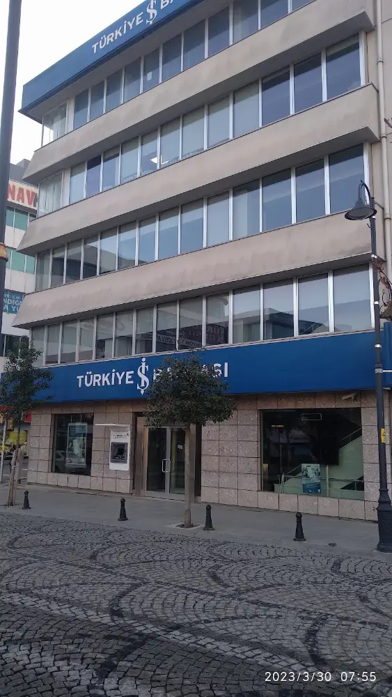 Türkiye İş Bankası - Silivri - İstanbul Şubesi — Bankalar, Silivri · fotoğraf 2