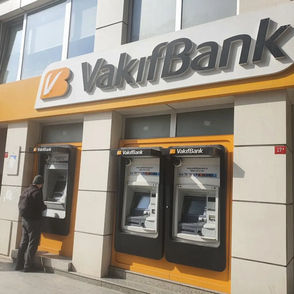 VakıfBank Silivri Şubesi — Bankalar, Silivri · fotoğraf 3