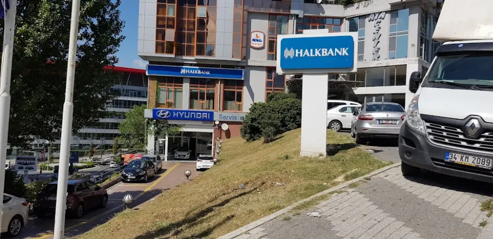 Halkbank Maslak Şubesi — Bankalar, Sarıyer · fotoğraf 3