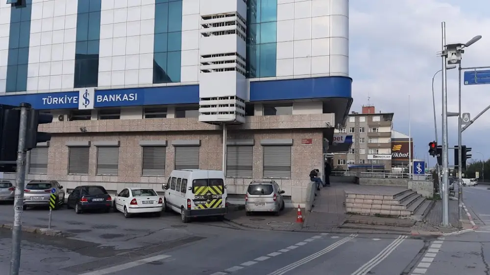 Türkiye İş Bankası Sultanbeyli/İstanbul Şubesi — Bankalar, Sultanbeyli · fotoğraf 2