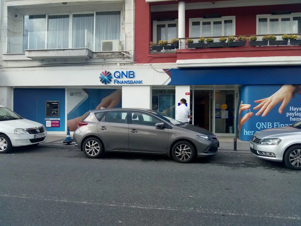 QNB Tarabya Şubesi — Bankalar, Sarıyer · fotoğraf 3