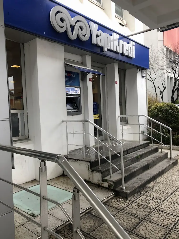 Yapı Kredi Bankası - Maslak Plazalar Şubesi — Bankalar, Sarıyer · fotoğraf 2