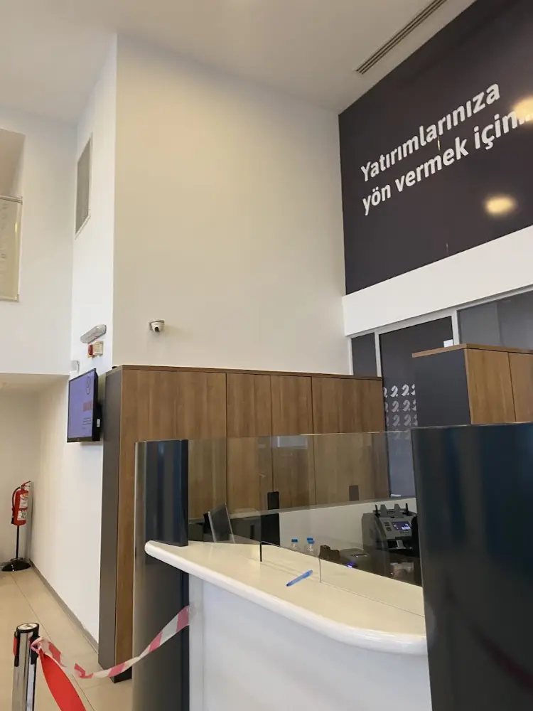 Burgan Bank Merkez Şubesi — Bankalar, Sarıyer · fotoğraf 4