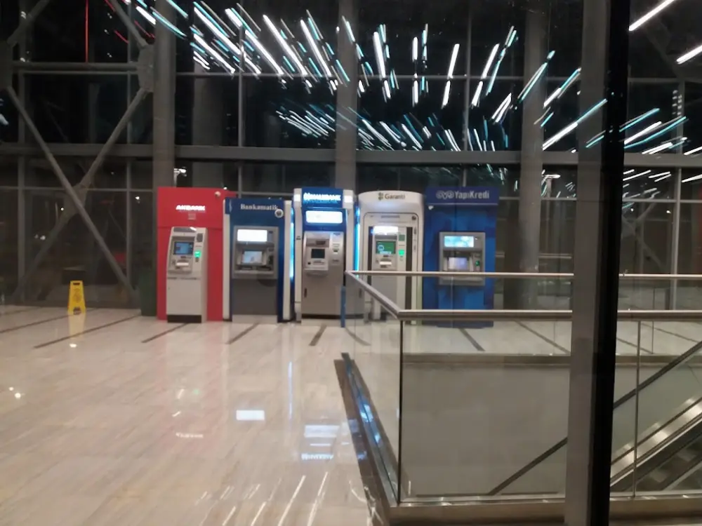 Türkiye İş Bankası Bankamatik — Bankalar, Sarıyer · fotoğraf 2