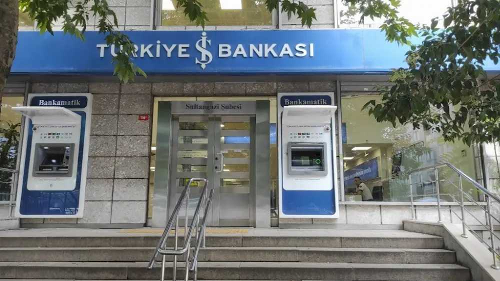 Türkiye İş Bankası Sultangazi/İstanbul Şubesi — Bankalar, Sultangazi · fotoğraf 4