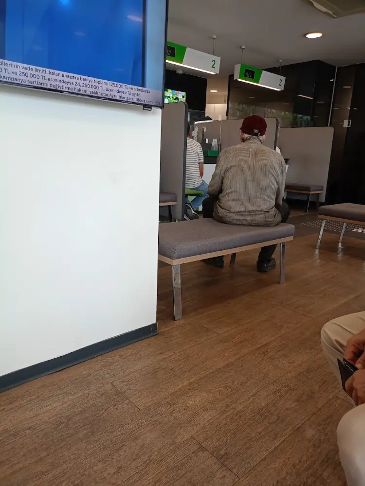 Garanti BBVA Sultangazi Sanayi Şubesi — Bankalar, Sultangazi · fotoğraf 2