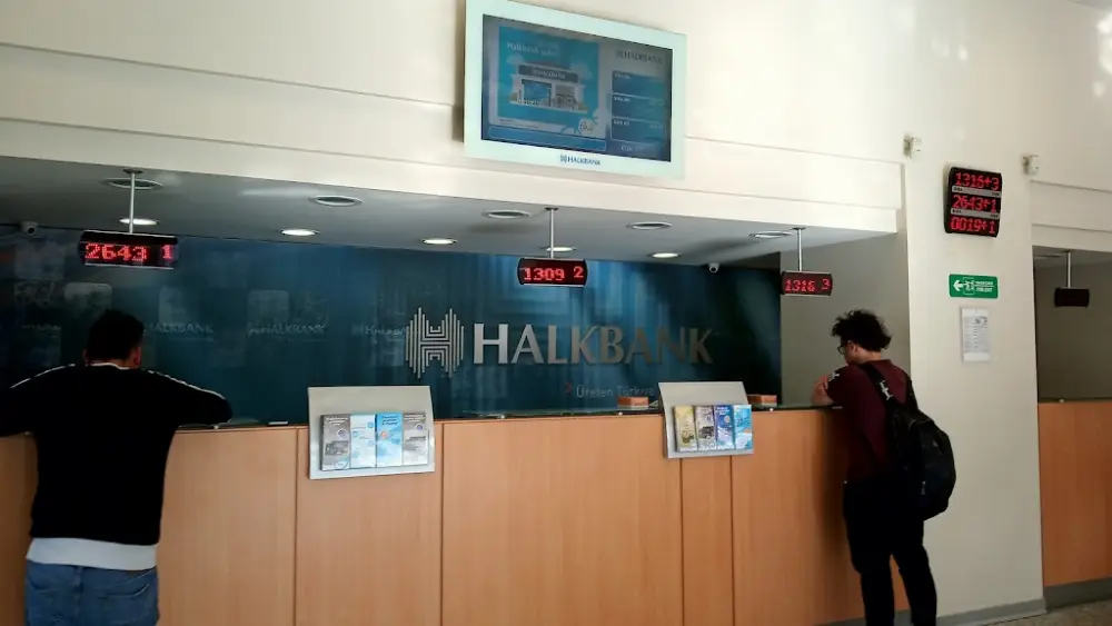 Halkbank Sultançiftliği Şubesi — Bankalar, Sultangazi · fotoğraf 4