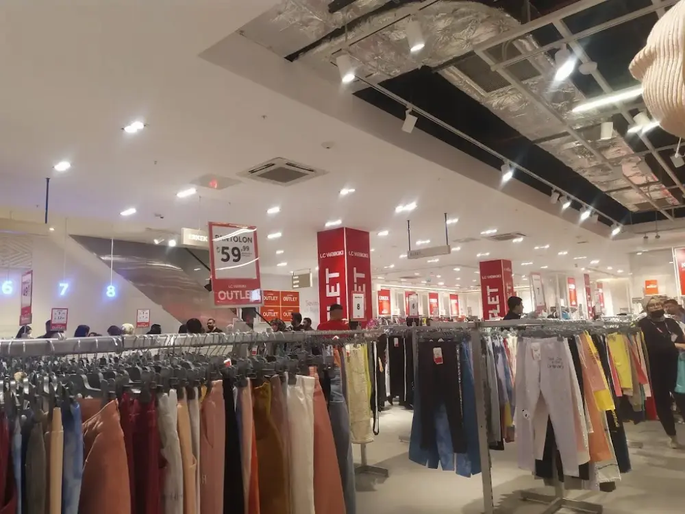 LC WAIKIKI — Kadın Giyim · fotoğraf 4