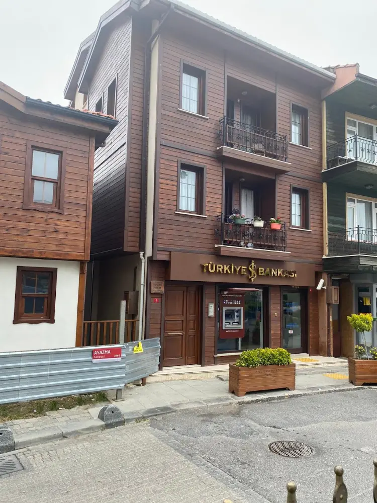Türkiye İş Bankası Şile/İstanbul Şubesi — Bankalar, Şile · fotoğraf 2