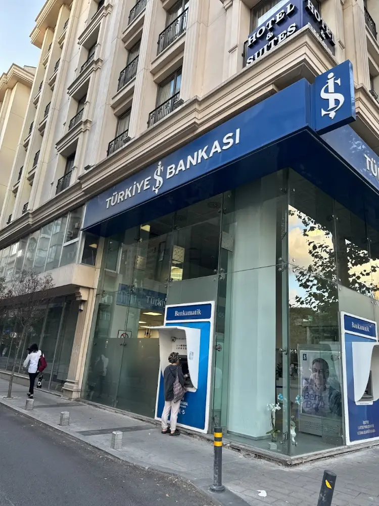 Türkiye İş Bankası Şişli/İstanbul Şubesi — Bankalar, Şişli · fotoğraf 4