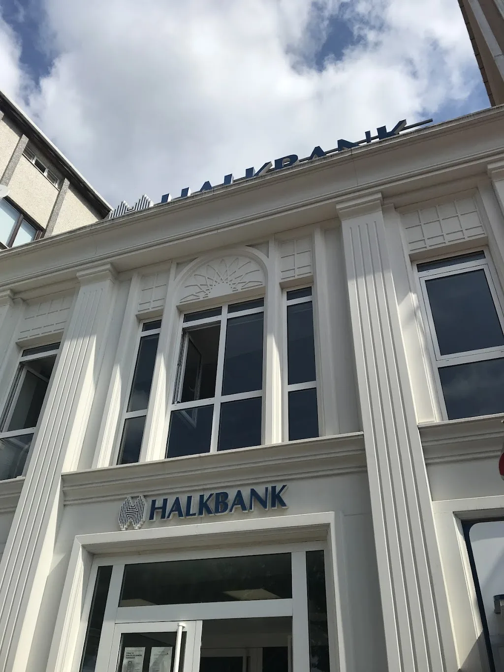 Halkbank Tuzla Şubesi — Bankalar, Tuzla · fotoğraf 1
