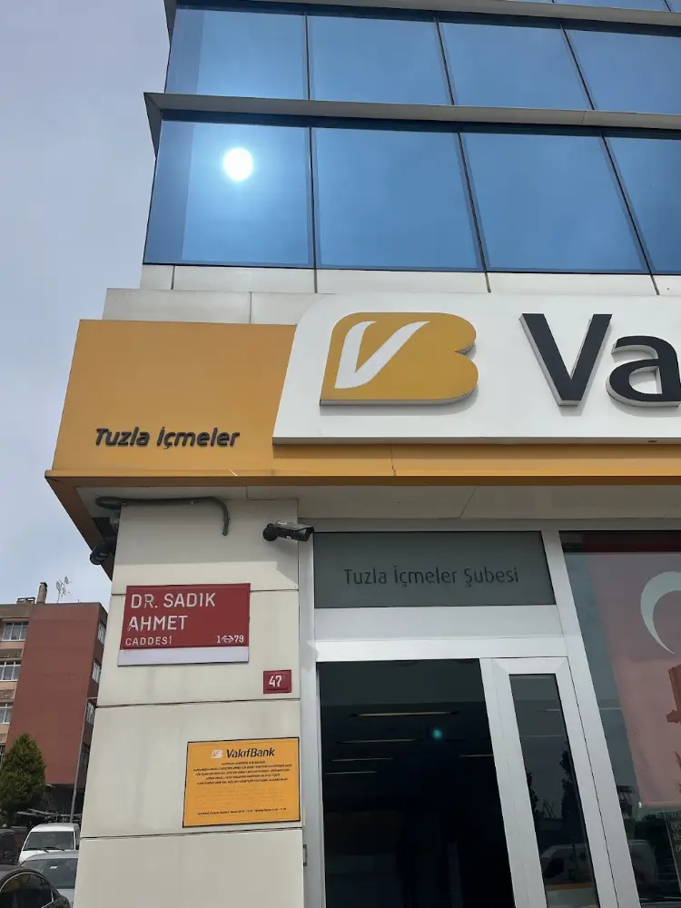 VakıfBank Tuzla İçmeler Şubesi — Bankalar, Tuzla · fotoğraf 3