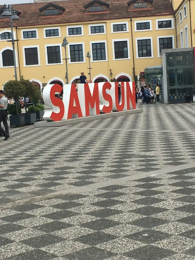 LC WAIKIKI Cadde İlkadım Samsun — Kadın Giyim, İlkadım · fotoğraf 3