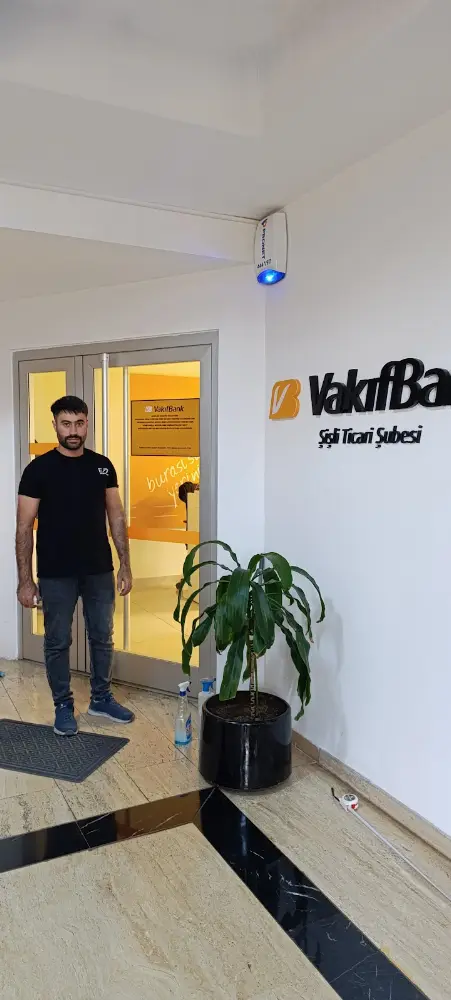 VakıfBank Şişli Şubesi — Bankalar, Şişli · fotoğraf 2