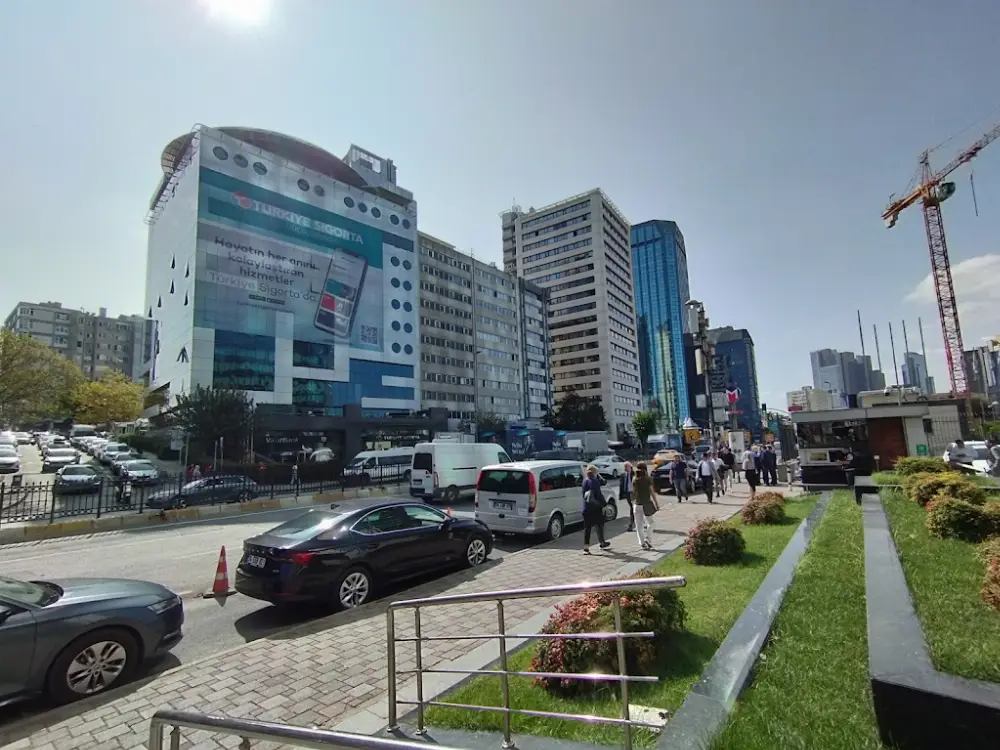 Birleşik Fon Bankası — Bankalar, Şişli · fotoğraf 2