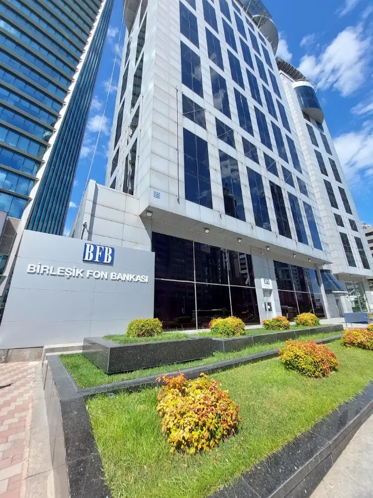 Birleşik Fon Bankası — Bankalar, Şişli · fotoğraf 3