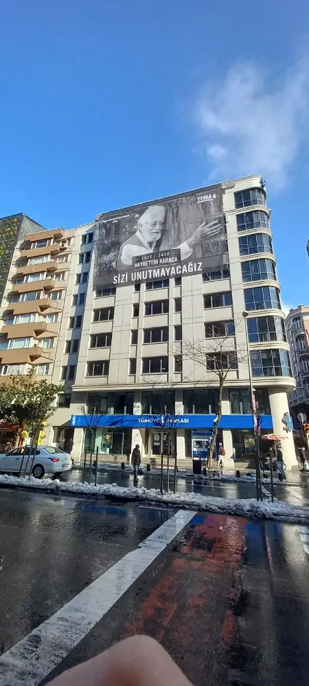 Türkiye İş Bankası Pangaltı/İstanbul Şubesi — Bankalar, Şişli · fotoğraf 3