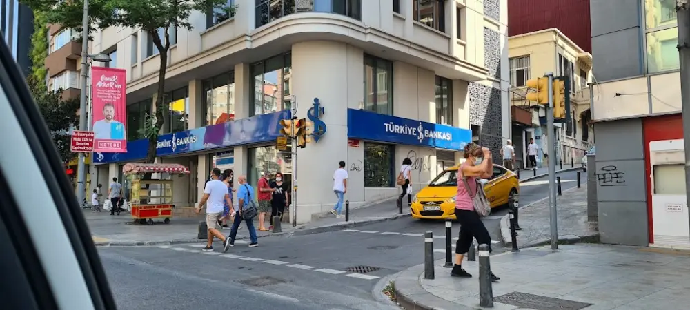 Türkiye İş Bankası Pangaltı/İstanbul Şubesi — Bankalar, Şişli · fotoğraf 4
