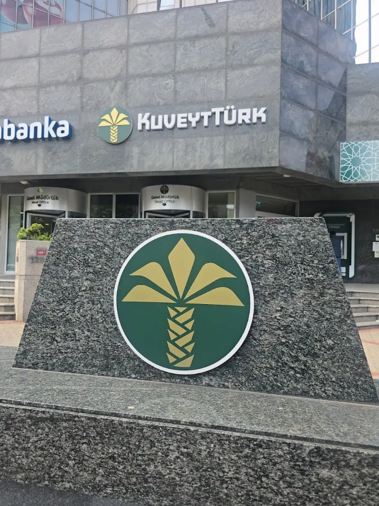 Kuveyt Türk Merkez Şubesi — Bankalar, Şişli · fotoğraf 4