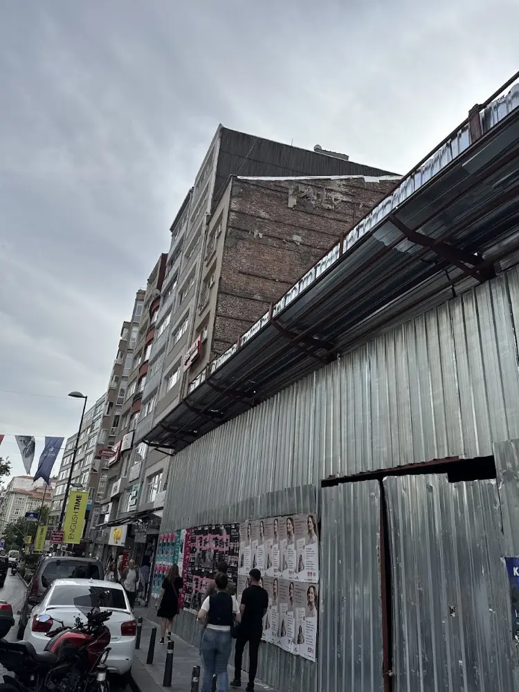 Vakıfbank/Şişli Şubesi — Bankalar, Şişli · fotoğraf 2