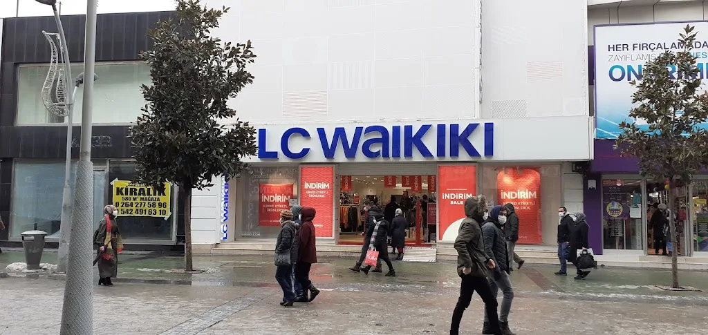 LC WAIKIKI