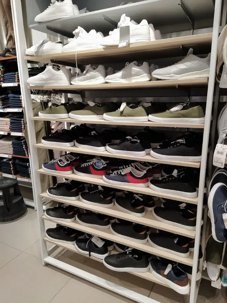 LC WAIKIKI — Kadın Giyim, Adapazarı · fotoğraf 3