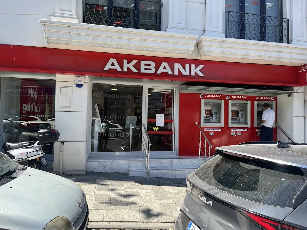 Akbank - Üsküdar Şubesi — Bankalar, Üsküdar · fotoğraf 1