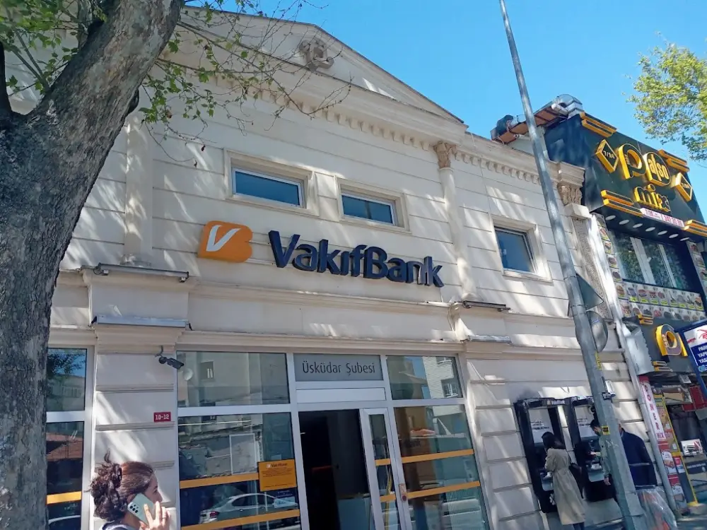 VakıfBank Üsküdar Şubesi — Bankalar, Üsküdar · fotoğraf 2
