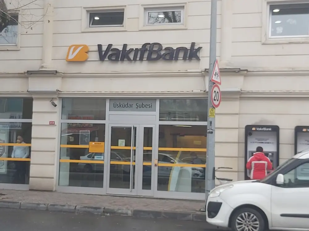 VakıfBank Üsküdar Şubesi — Bankalar, Üsküdar · fotoğraf 3